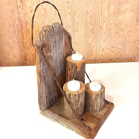 Authentic Albertan Barn Wood & Barbed Wire Candle Holder - Picture 1 of 8